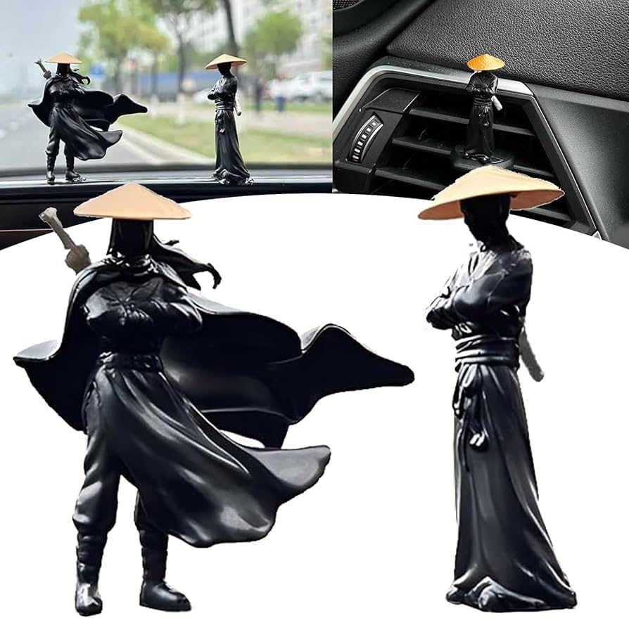 Mini Youxia Ornament Car Dashboard (1.96 inches/5 cm)